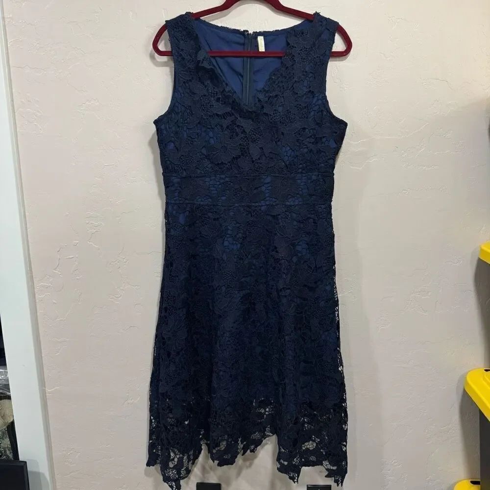 Kimilily Size Large Blue Lace MIDI Dress